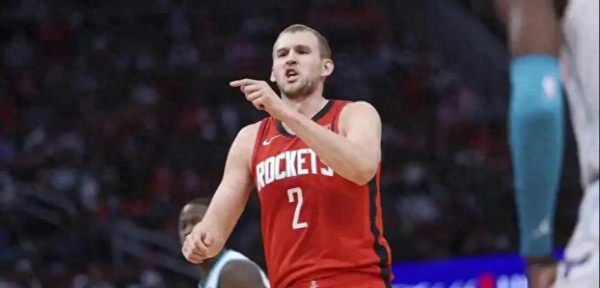 官网股票配资 NBA交易最新报道: 前火箭中锋兰代尔加盟灰熊&灰熊送赫夫到步行者
